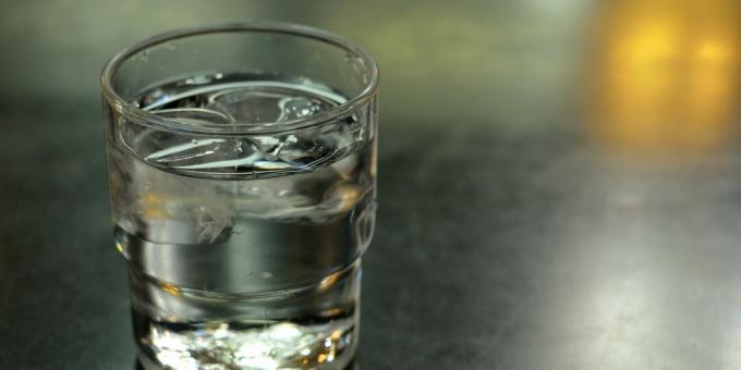 Menneskekroppen trenger 8 glass vann om dagen.