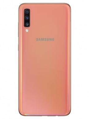 Samsung Galaxy A70: nyhet med en stor skjerm og et batteri på 4500 mAh