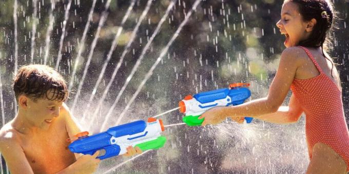 Barnas fødselsdag: arrangere kampene med vannpistoler