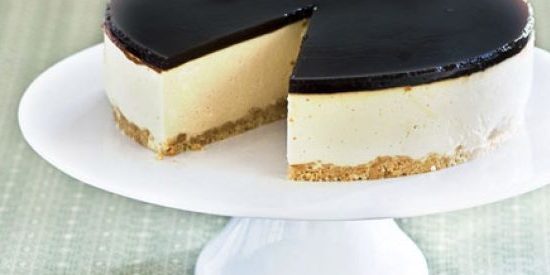 Cheesecakes oppskrifter: Kaffe og likør ostekake uten steking