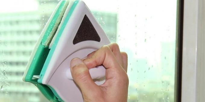 Magnetisk pensel for vask av vinduer
