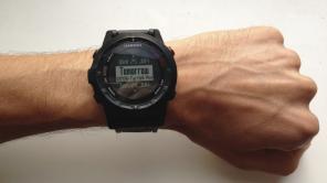 GJENNOMGANG: GPS-klokke Triathlon Garmin Fenix ​​2