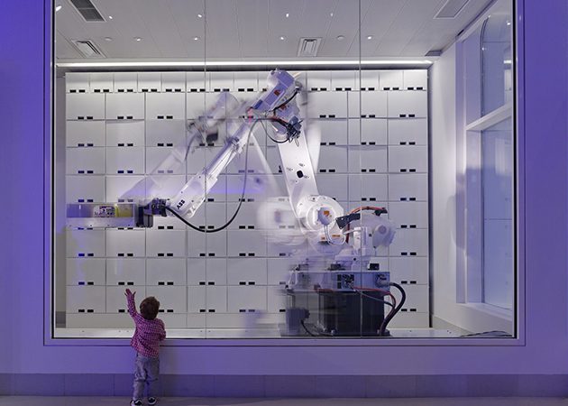 Robotic YOTEL i Nyu_Yorke