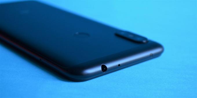 Oversikt Xiaomi redmi Note 6 Pro: hodetelefonkontakt