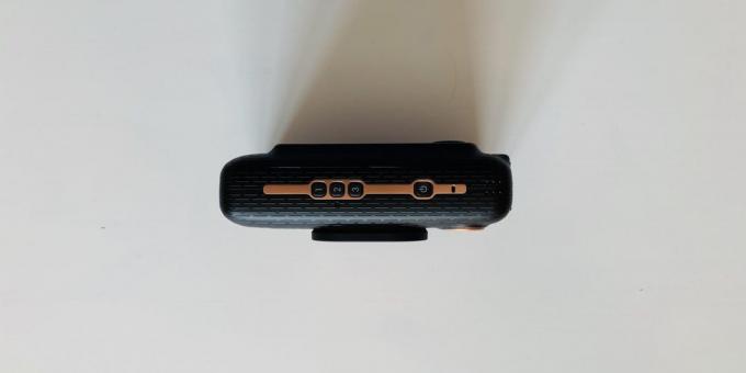 Fuji Instax Mini LiPlay: flanke