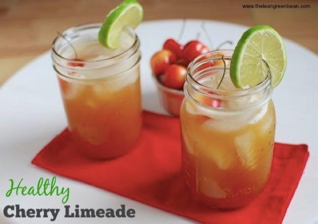 Lemonade med kirsebær og lime