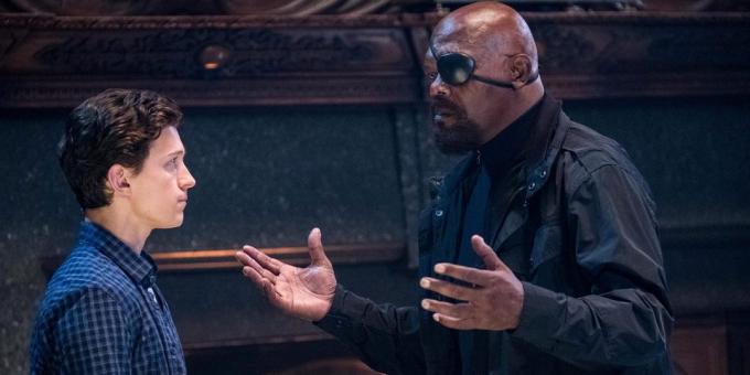 Spider-Man: Borte fra hjemmet: i plottet er mange referanser, slik som Nick Fury vises