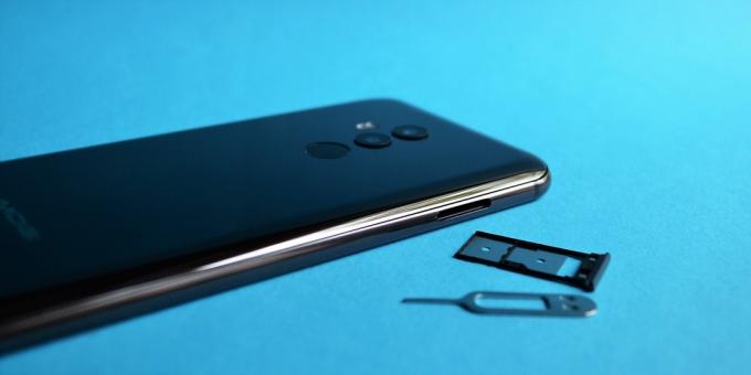 UMIDIGI Z2 Pro: en skuff for SIM-kort