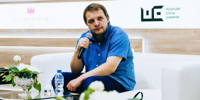 Møte med Alexey Salnikov, forfatter av romanen "Petrovs i influensa", med leserne