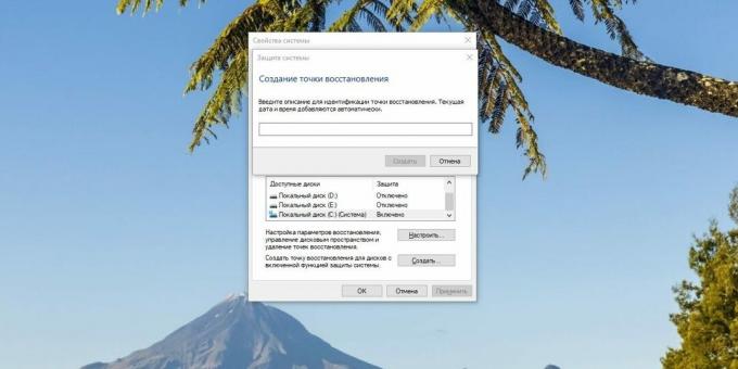 Opprett et Windows 10-gjenopprettingspunkt: klikk "Opprett", skriv inn navnet på lagringspunktet ditt og klikk "Opprett" igjen