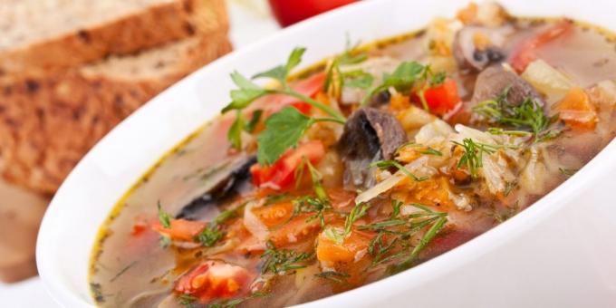 Hvordan koke suppe med sopp og fisk