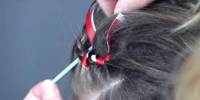 Nye frisyrer for jenter: begynne Fletten blonder bånd