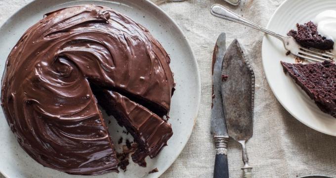 Sjokoladekake i mikrobølgeovn