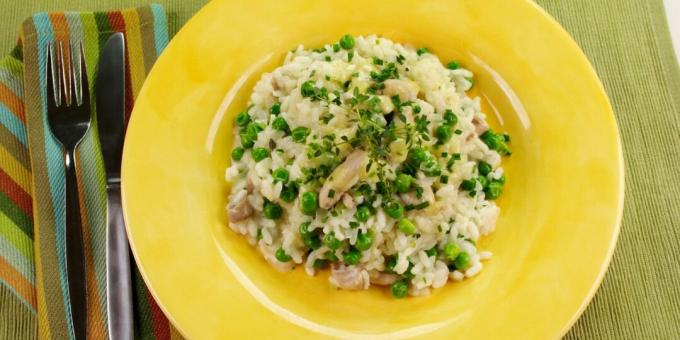 Risotto med kylling og grønne erter