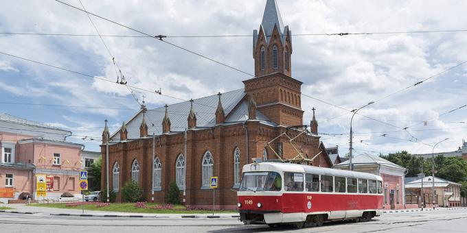 Hva du kan se i Ulyanovsk: Evangelisk-lutherske kirken St. Mary