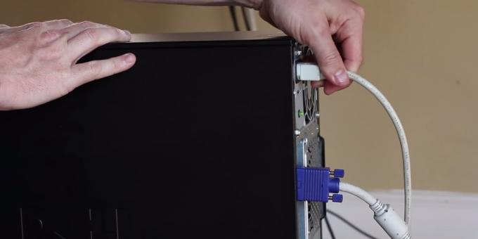 Slik kobler du en SSD til en stasjonær datamaskin: Slå av og koble fra kabler