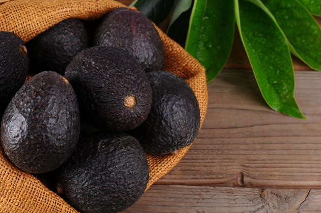 hvordan du velger en avokado: avokado svart