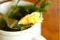 Kontor lunsj: eggerøre i en kopp i 1,5 minutter