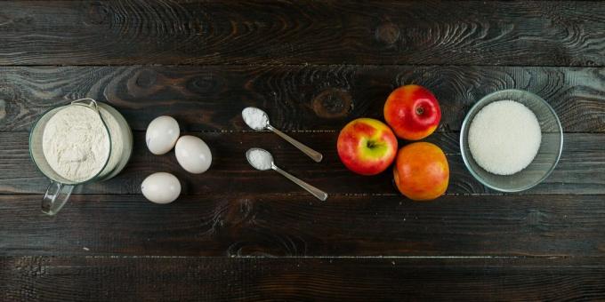 Enkel og frodig charlotte: Ingredienser