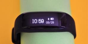 Oversikt trenings armbånd Lenovo HW01 - en verdig rival til den berømte Xiaomi Mi Band 2