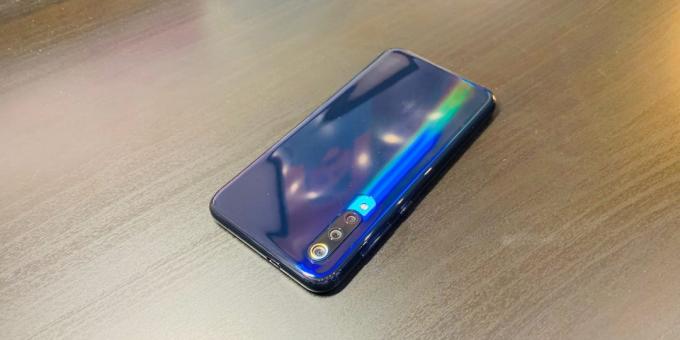 Xiaomi Mi 9 SE: I en sak