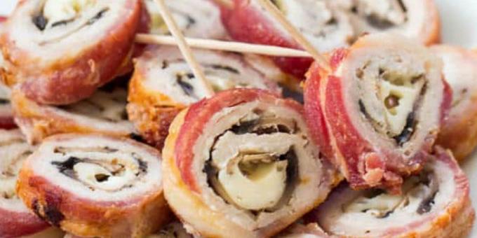 Svinekjøtt i ovnen: Rolls av svinekjøtt innpakket i bacon fylt med sopp og ost