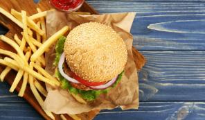 Fishburger med hermetisk tunfiskkotelett