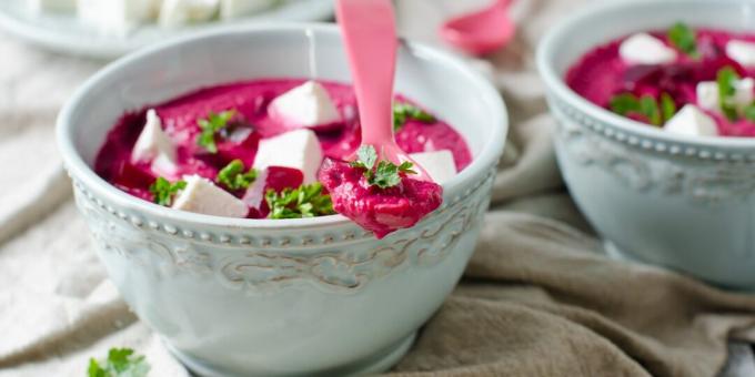 Rødbetekremsuppe med fetaost