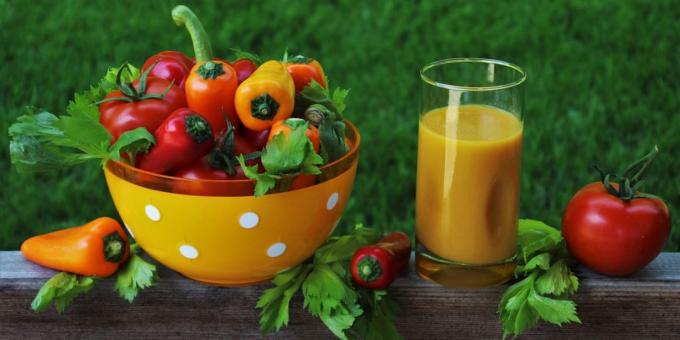 fersk juice oppskrifter: Grønnsaker fersk pepper og agurk