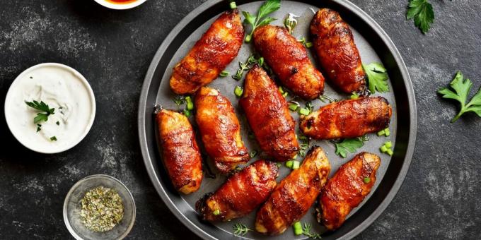 Kyllingvinger bakt i bacon