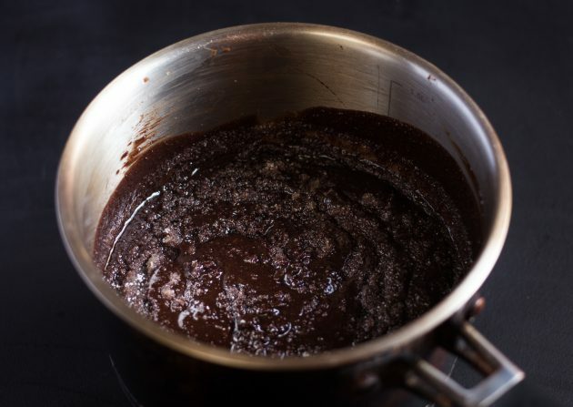 sjokolade brownie oppskrift: tilsett sukker og kakao