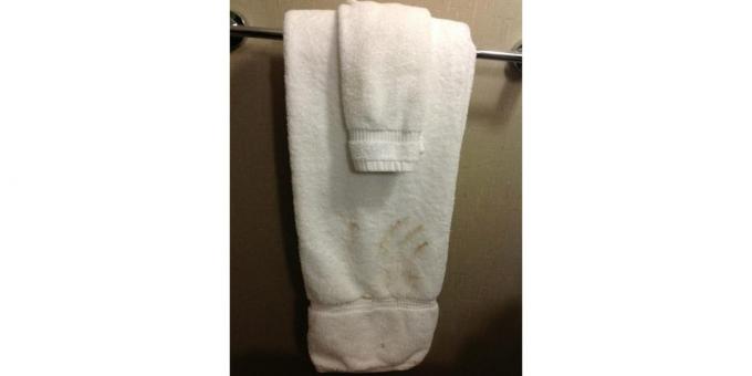 håndklær i et dårlig hotell