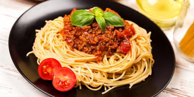De beste oppskrifter av retter: 10 klassiske pasta oppskrifter