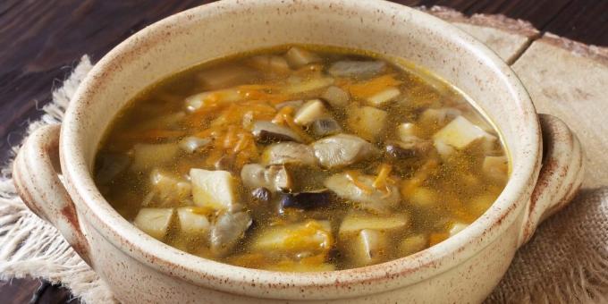 Suppe med ferske porcini sopp og poteter