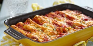 Cannelloni med hakket kylling, bakt i ovnen