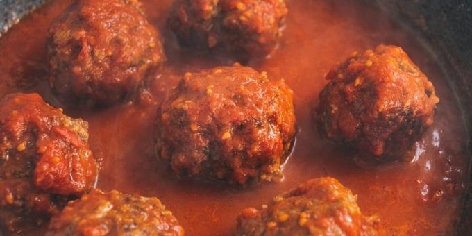 kjøttboller Beef: kjøttboller i saus