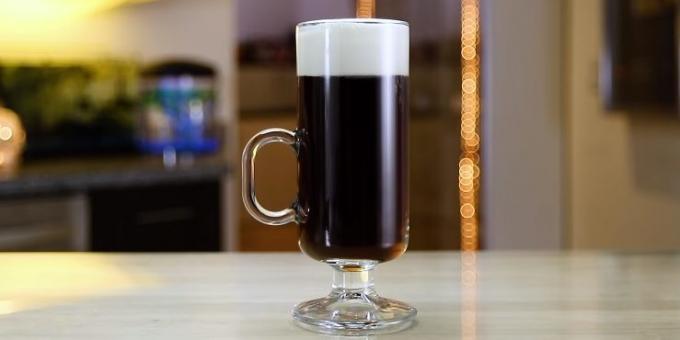 Cocktails med whisky: Irish Coffee