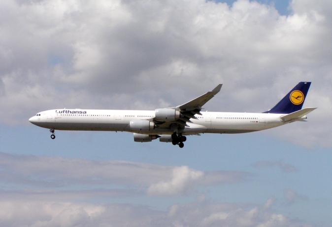 Airbus A340-600 flyselskapet Lufthansa 