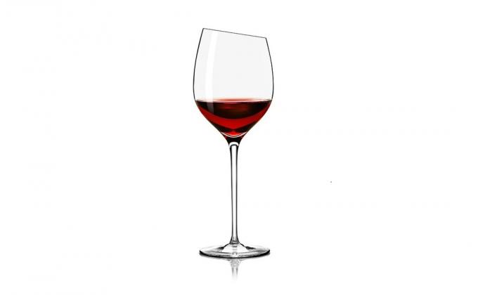 Et glass rødvin Bordeaux