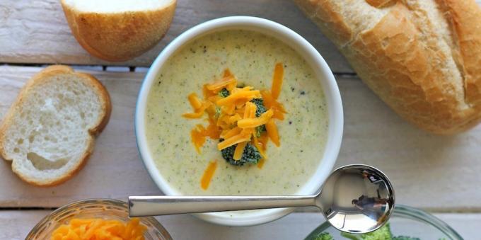 Cheese Cream av brokkoli suppe: enkel oppskrift
