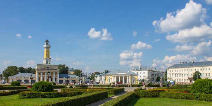 Attraksjoner i Kostroma: Susaninskaya-torget