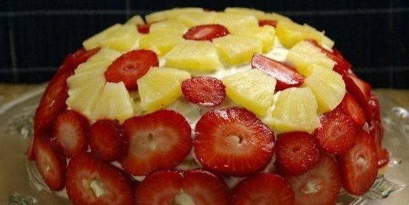 Cake cookie med ananas og jordbær