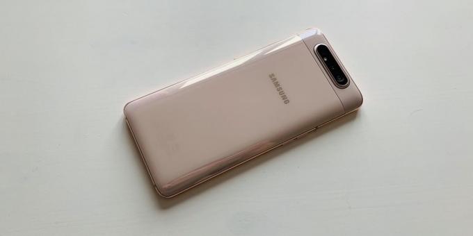 Samsung Galaxy A80: bakpanelet