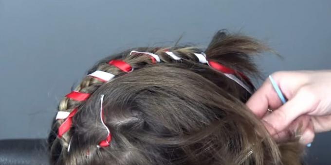 Nye frisyrer for jenter: vikle bånd hele fletten