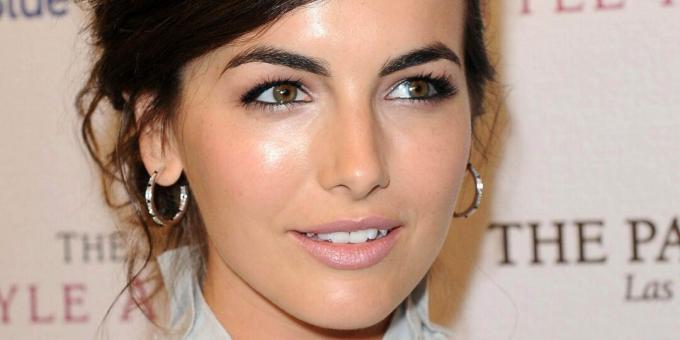 Makeup for "senket" øyne. Camilla Belle