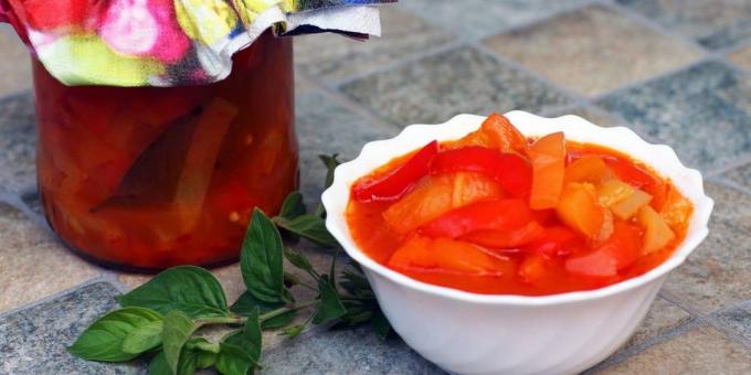 Lecho oppskrifter: Klassisk lecho av paprika og tomater