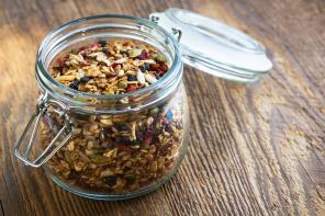 Oppskrifter for løpere: hjemmelaget granola