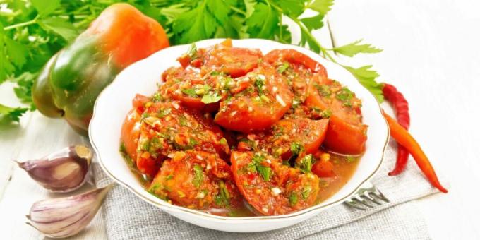 Syltede tomater med paprika og hvitløk