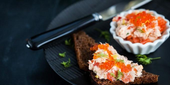 Smørbrød med laksemousse og kaviar